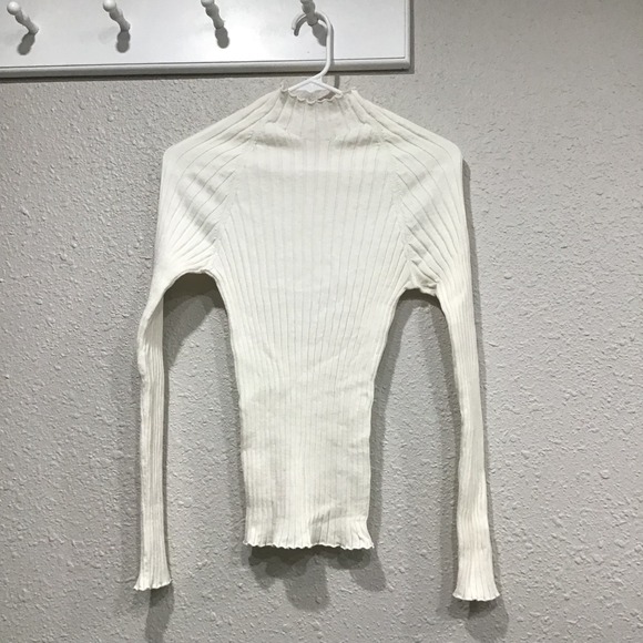 White Ribbed Sweater - Picture 3 of 8